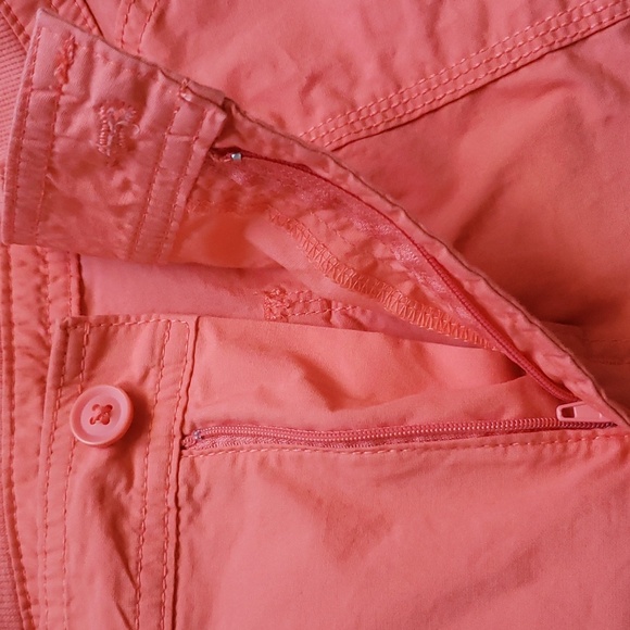 St. John's Bay Shorts - Picture 6 of 7